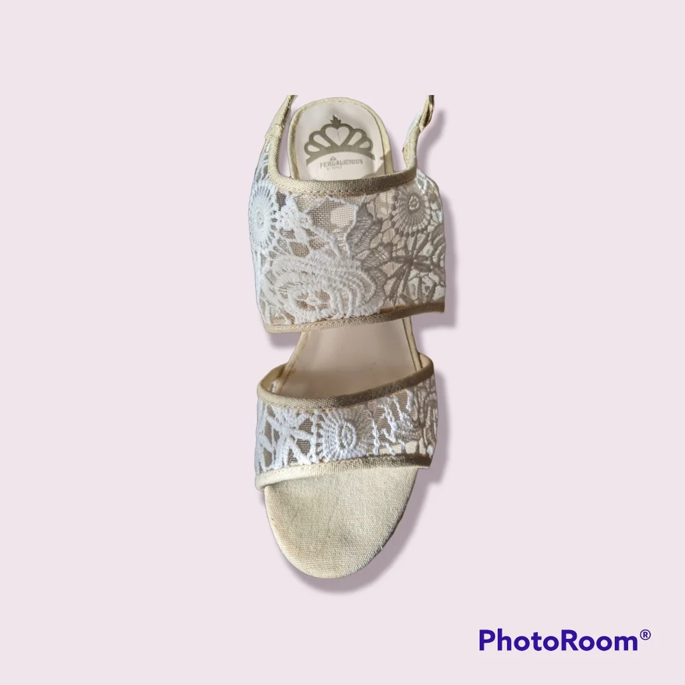 Fergalicious white lace wedge shoes - Picture 3 of 3